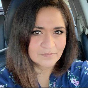 Meet your Posher, Isabel